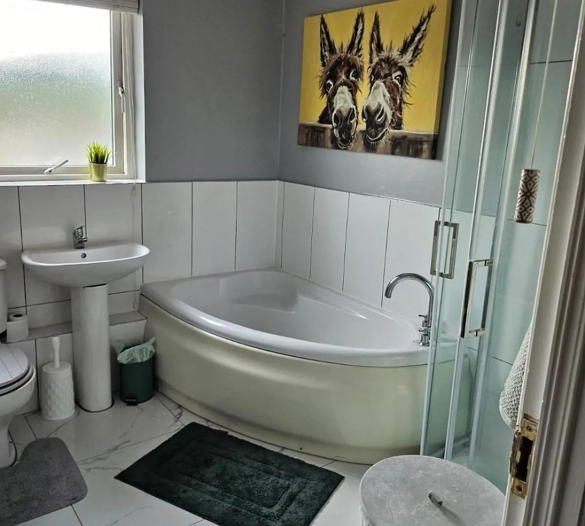 Cosy Authentic Home Belfast 0*,  Regno Unito